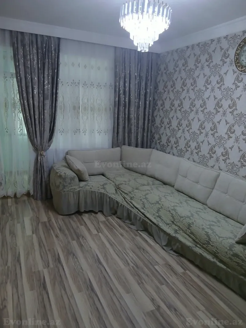 Satılır 2 otaqlı Mənzil Köhnə tikili 50 m² Bakı, Binəqədi r., Nəsimi m., 6-cı mikrorayon — Bakı