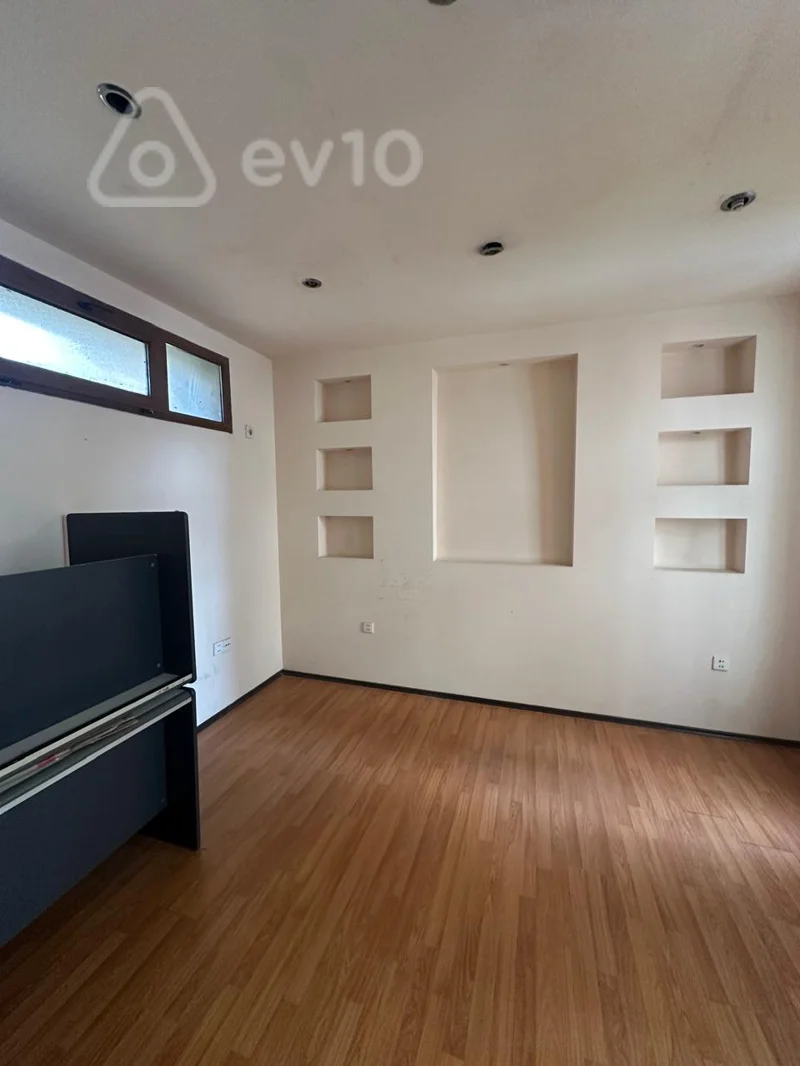 3 otaqlı mənzil, 85 m², İnşaatçılar pr — Mənzil, Bakı (2)