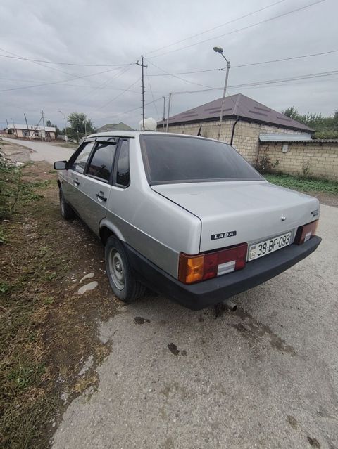 VAZ (Lada) 21099: 1.5 l 2004 il 330182 km Sedan — Quba