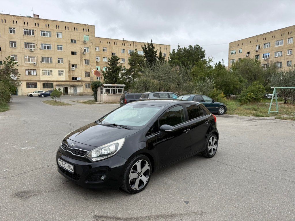 Kia Rio, 1.4 L, 2012 il, 270 000 km 77-BT-104 — Avtomobillər, Bakı (4)