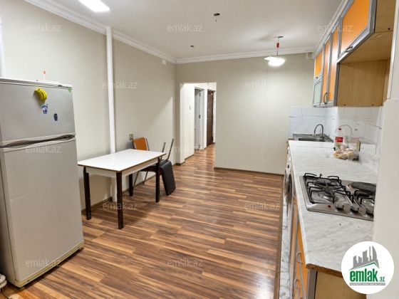 Satılır 2 otaqlı 65 m² köhnə tikili Xalqlar Dostluğu m — Mənzil (7)