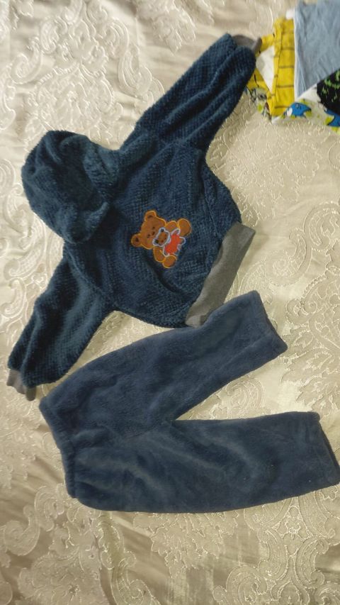 Uşaq pijama dəstləri – 4 model dest 3 edədi 10 m qalan geyimlər 1 _2 — Bakı