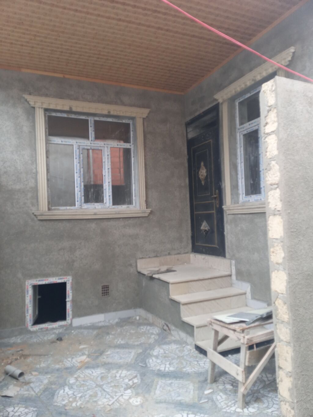 Kənd Xırdalanda məcidin və 4 nömrəli məktəbin yanında 9 ədəd kupcalı — Ev, villa, Xırdalan (2)