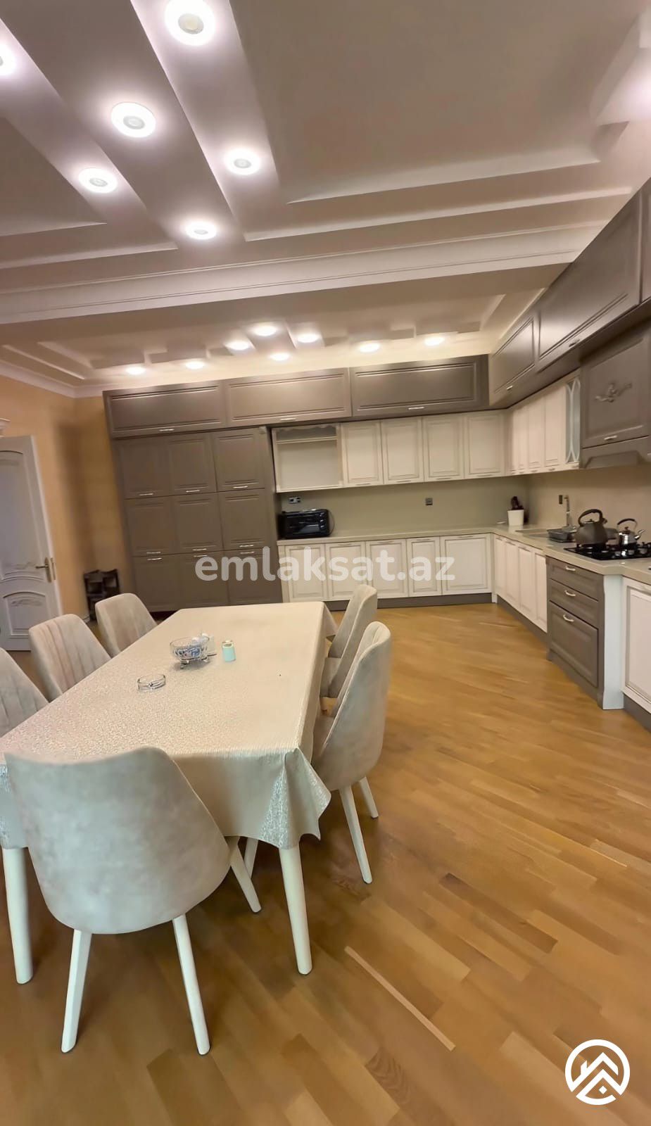 Satılır 7 otaq həyət evi / bağ evi 700 m², Zabrat — Ev, villa, Bakı (12)