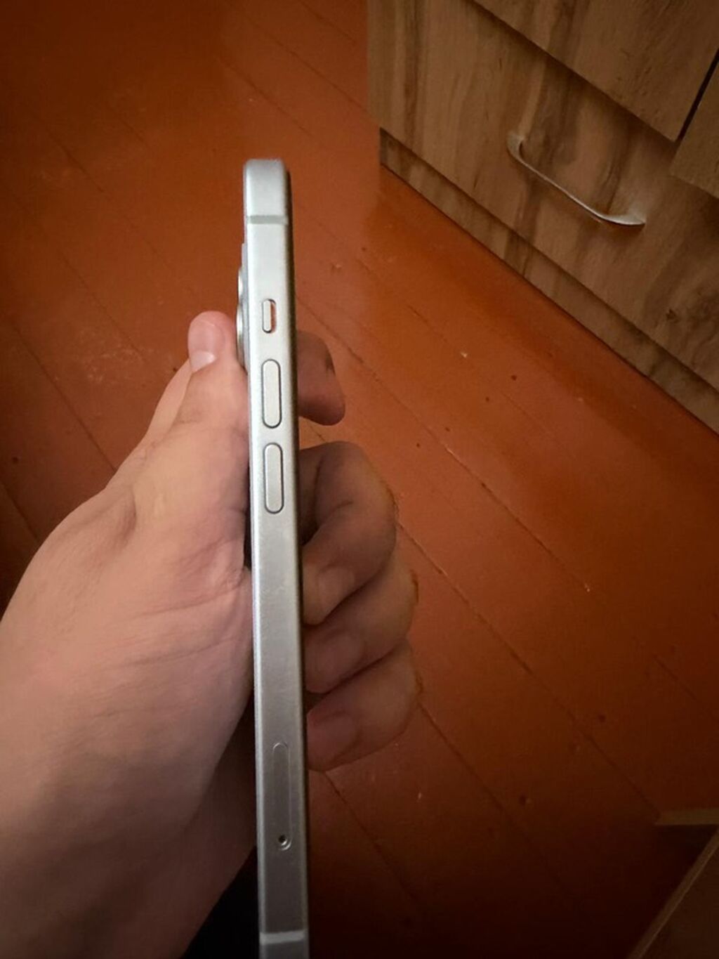 IPhone 15 — Apple iPhone, Şirvan (4)