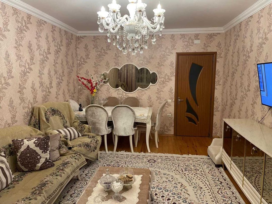 Satılır 2 otaqlı köhnə tikili 45 m² — Mənzil, Bakı