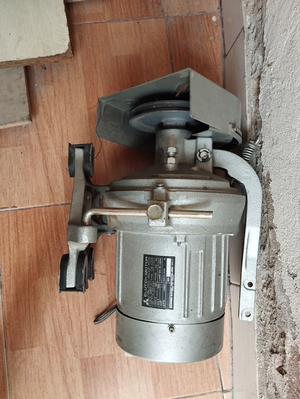 Mitsubishi Clutch Motor – 220 volt induksiya mühərriki Model: CB-402E — Digər, Masazır (2)