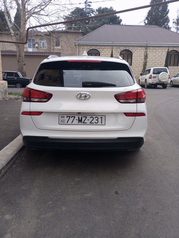 Hyundai i30, 1.6 L, 2017 il, 250 000 km 77-MZ-231 — Avtomobillər, Gəncə (2)