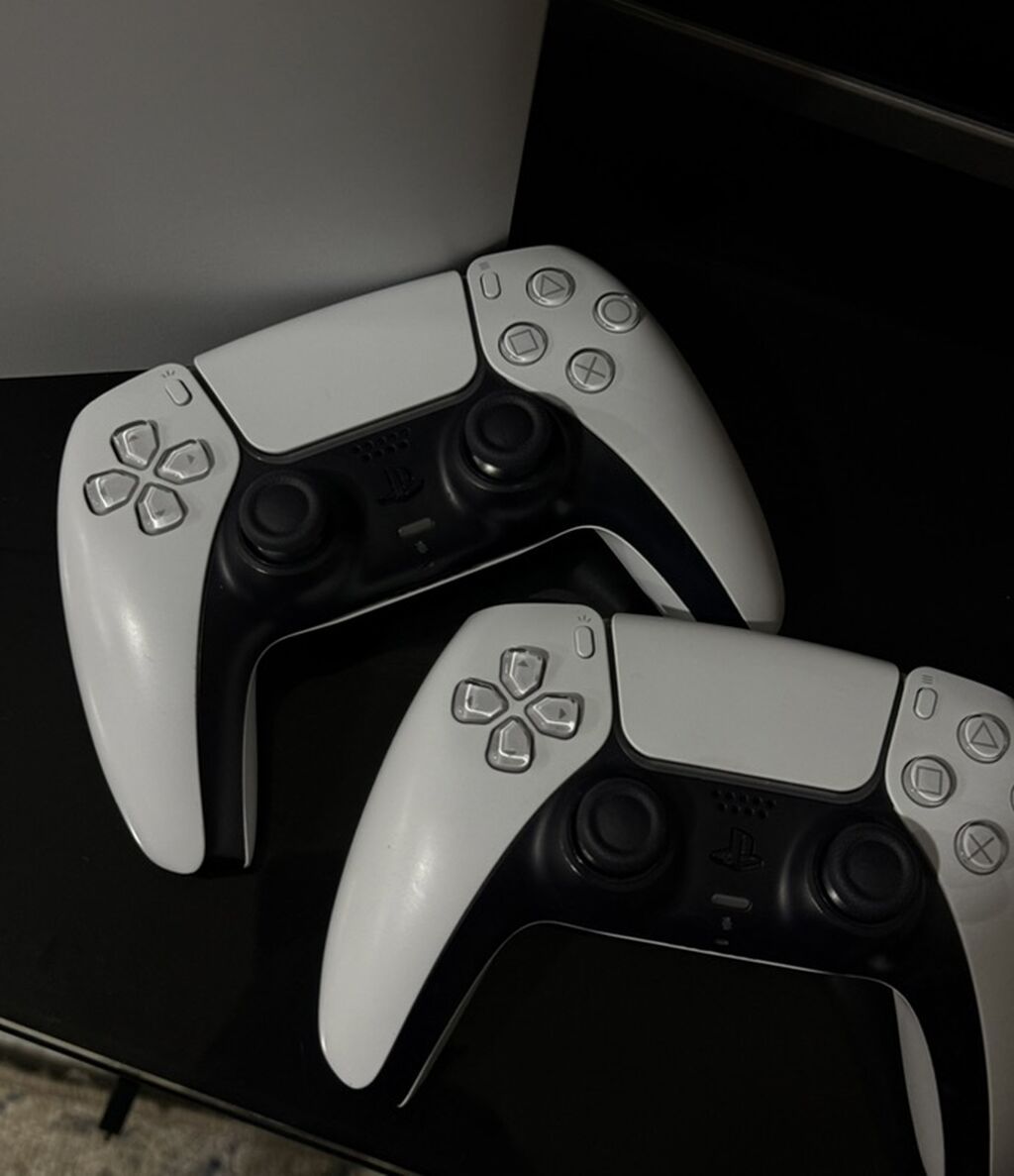 PlayStation 5 oyun komplekti - Konsol: Sony PlayStation 5 (ağ/qara — Oyun konsolları, Bakı (4)