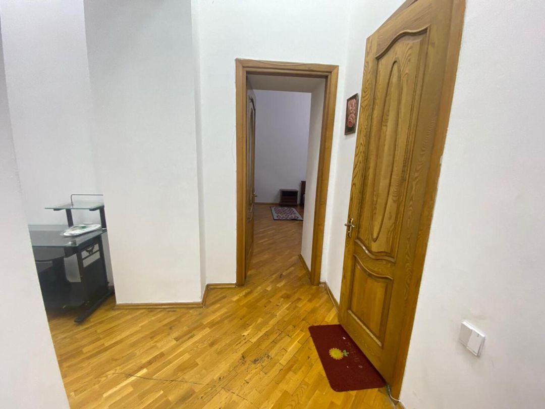 İcarəyə verilir 3 otaqlı köhnə tikili 110 m² — Mənzil, Bakı (10)