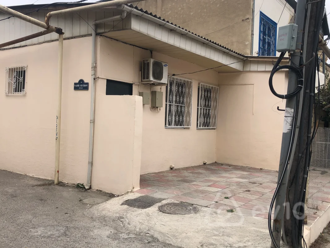 2 otaqlı həyət evi, 76 m², Yusif Vəzir Çəmənzəminli küçəsi — kirayə — Bakı