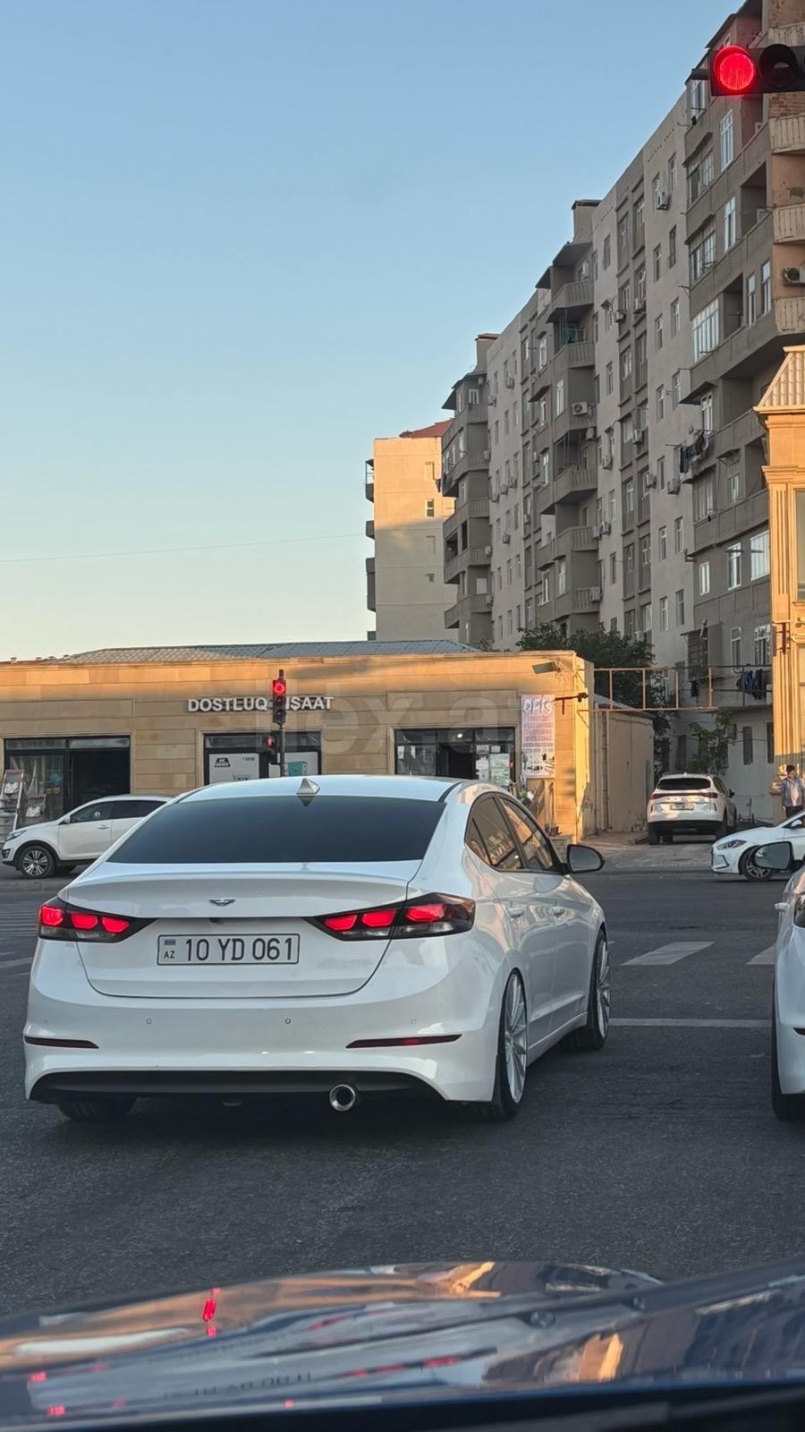 2018 Hyundai Avante, 1.6 L, 2018, 226,000 km 10-YD-061 — Avtomobillər, Bakı (2)
