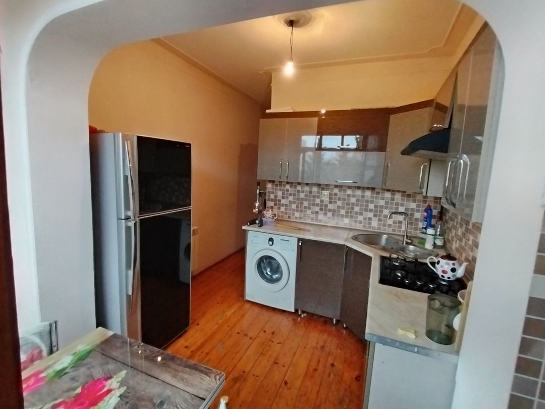 İcarəyə verilir 2 otaqlı köhnə tikili 65 m² — Mənzil, Bakı (3)