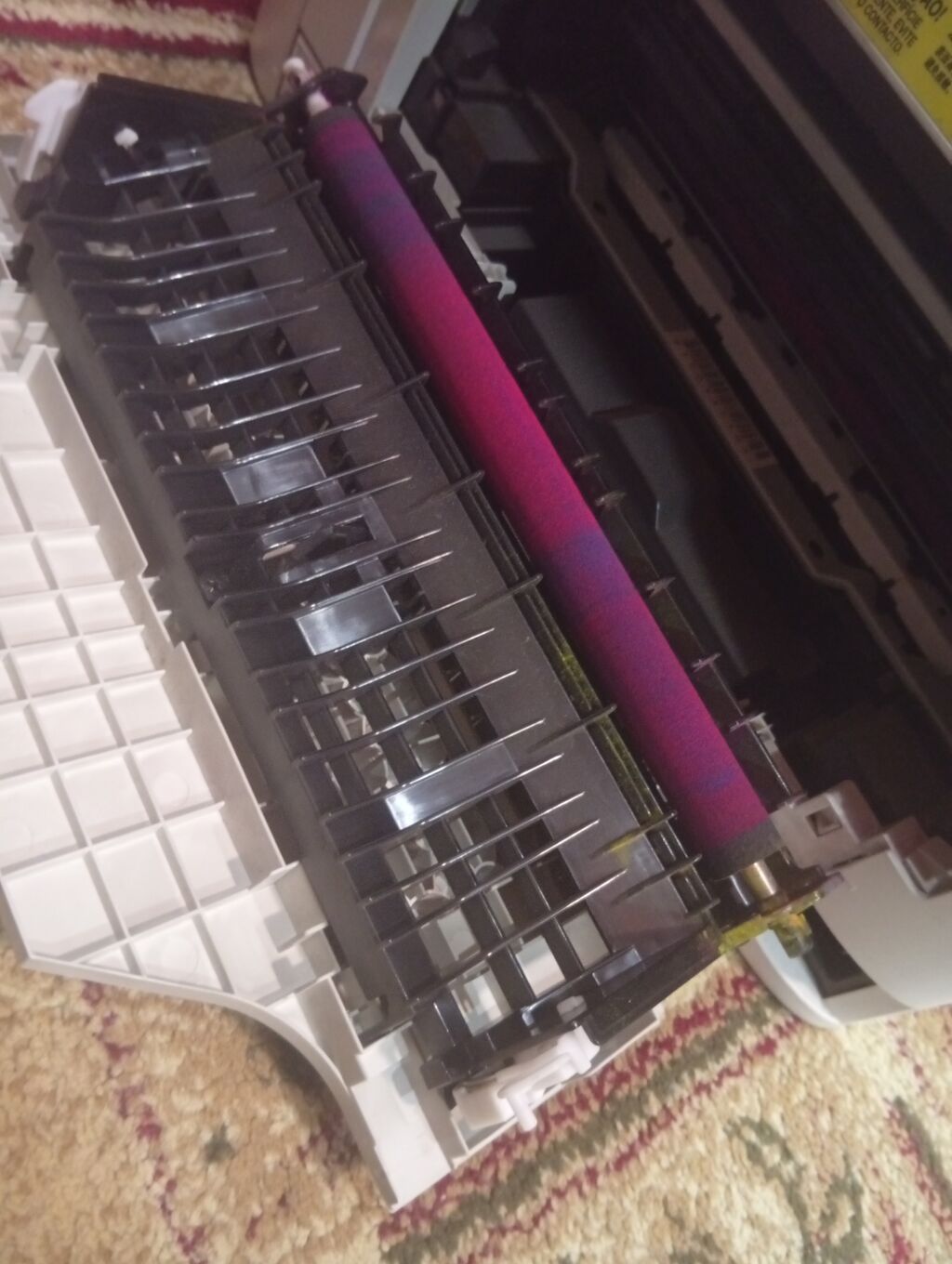 Rəngli printer işlemir cüzi problemi var 4 rengdi canon firmasıdı — Printerləri, Bakı (4)