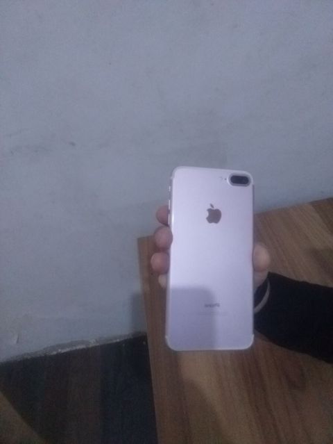 IPhone 7 Plus, Rose Gold, Barmaq izi — Bakı