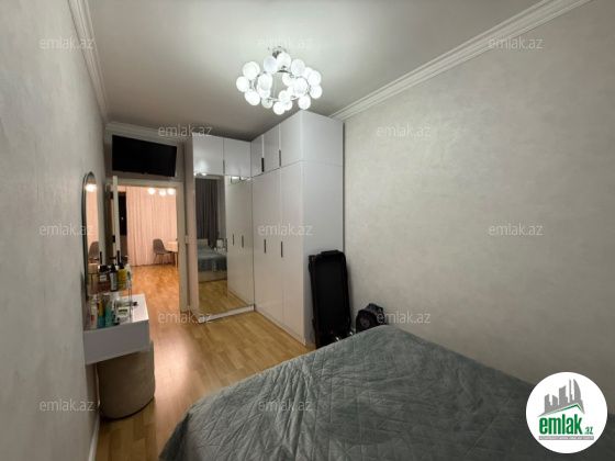 Satılır 2 otaqlı 65 m² köhnə tikili Azadlıq prospekti m — Mənzil (4)