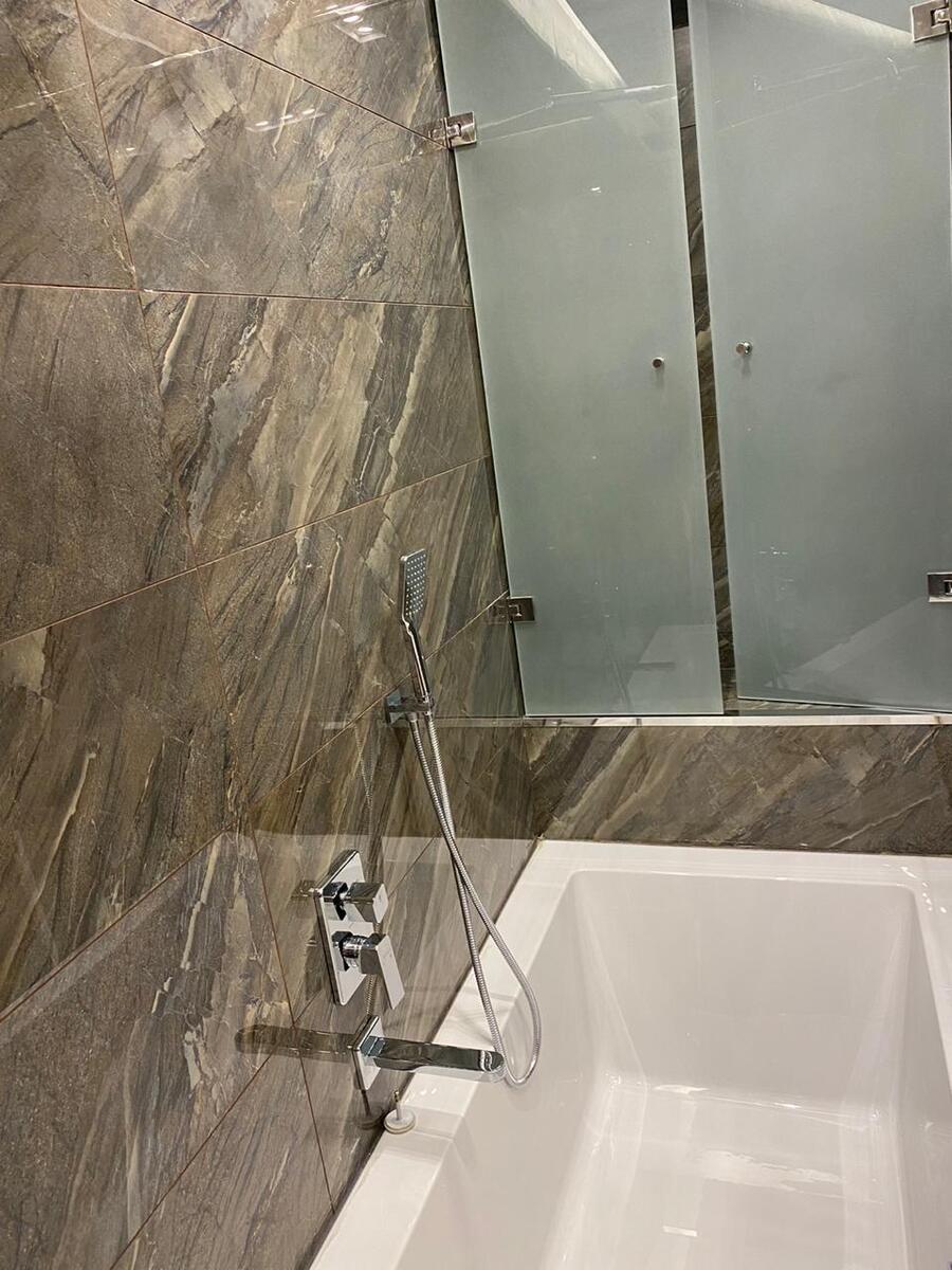 İcarəyə verilir 2 otaqlı yeni tikili 105 m² — Mənzil, Bakı (12)