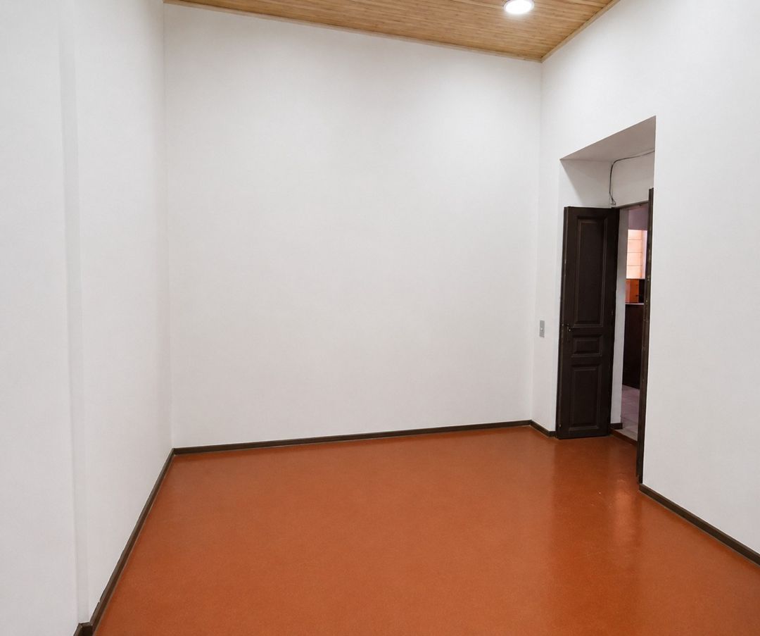 Satılır 3 otaqlı köhnə tikili 85 m² — Mənzil, Bakı (5)