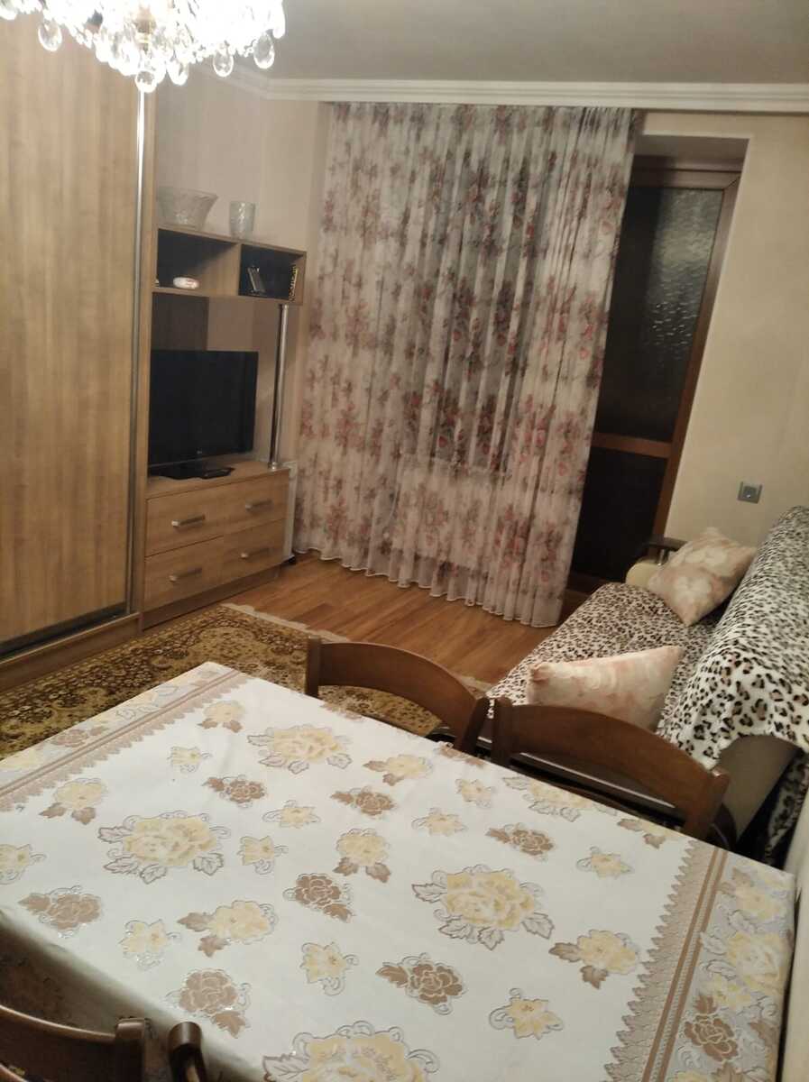 İcarəyə verilir 1 otaqlı köhnə tikili 34 m² — Mənzil, Bakı (4)