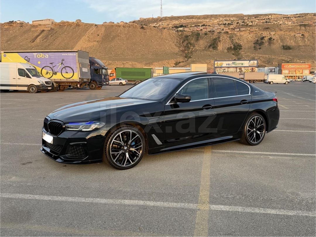 2018 BMW 530e, 2.0 L, 2018, 207,000 km — Avtomobillər, Bakı (8)