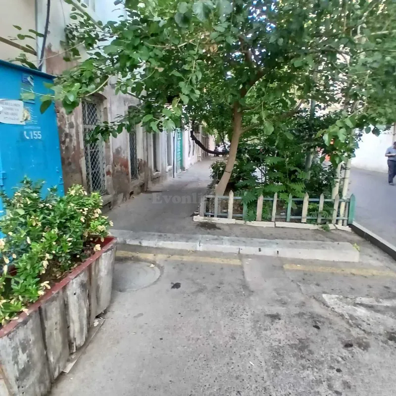 Satılır 1 otaqlı Mənzil Köhnə tikili 25 m² Bakı, Nəsimi r — Mənzil, Bakı (2)