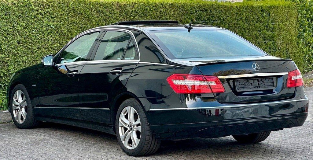 Mercedes E 220, 2.1 L, 2010 il, 217 500 km — Avtomobillər, Bakı (3)