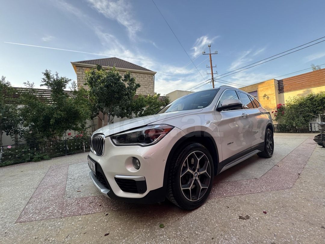 2016 BMW X1, 2.0 L, 2016, 199,000 km — Avtomobillər, Bakı (3)