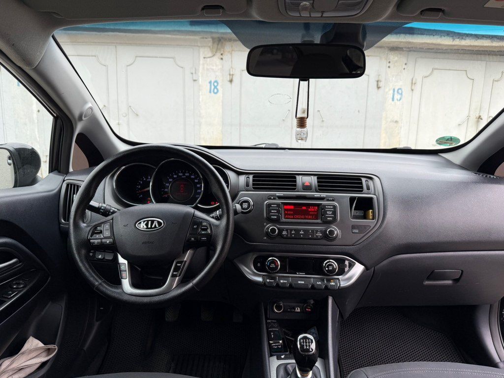 Kia Rio, 1.4 L, 2012 il, 270 000 km 77-BT-104 — Avtomobillər, Bakı (12)