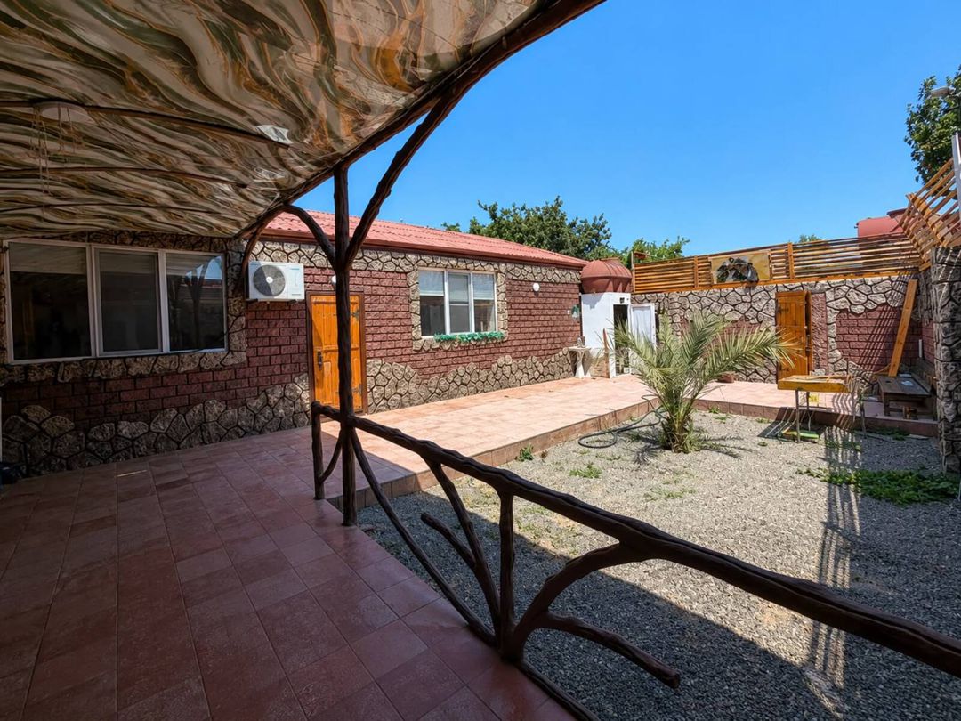 Satılır 4 otaqlı həyət evi/bağ evi 120 m² — Ev, villa, Bakı (2)