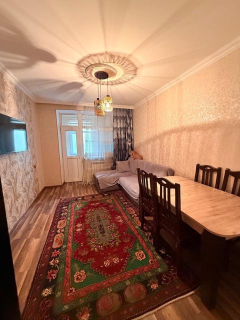Satılır 3 otaqlı köhnə tikili 65 m² — Bakı