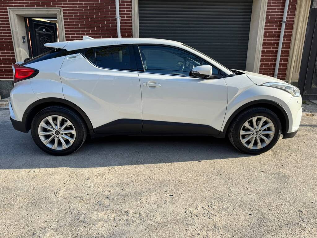 Toyota C-HR, 2.0 L, 2018 il, 102 500 km — Avtomobillər, Bakı (4)