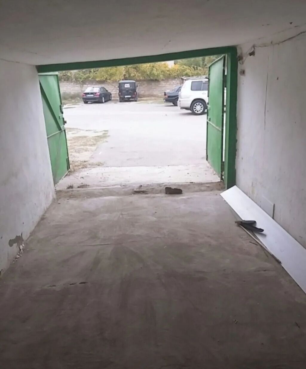 Bakixanov qesebesinde yerlesen daş qaraj kiraye verilir 100 azn — Garaj, Bakı (2)