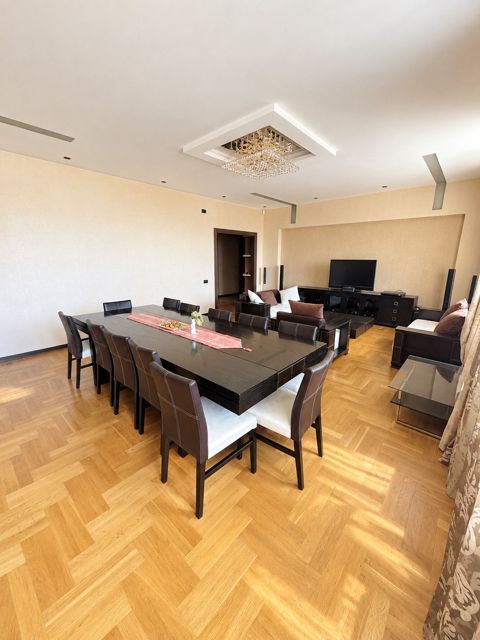 İcarəyə verilir 3 otaqlı yeni tikili 160 m² — Bakı