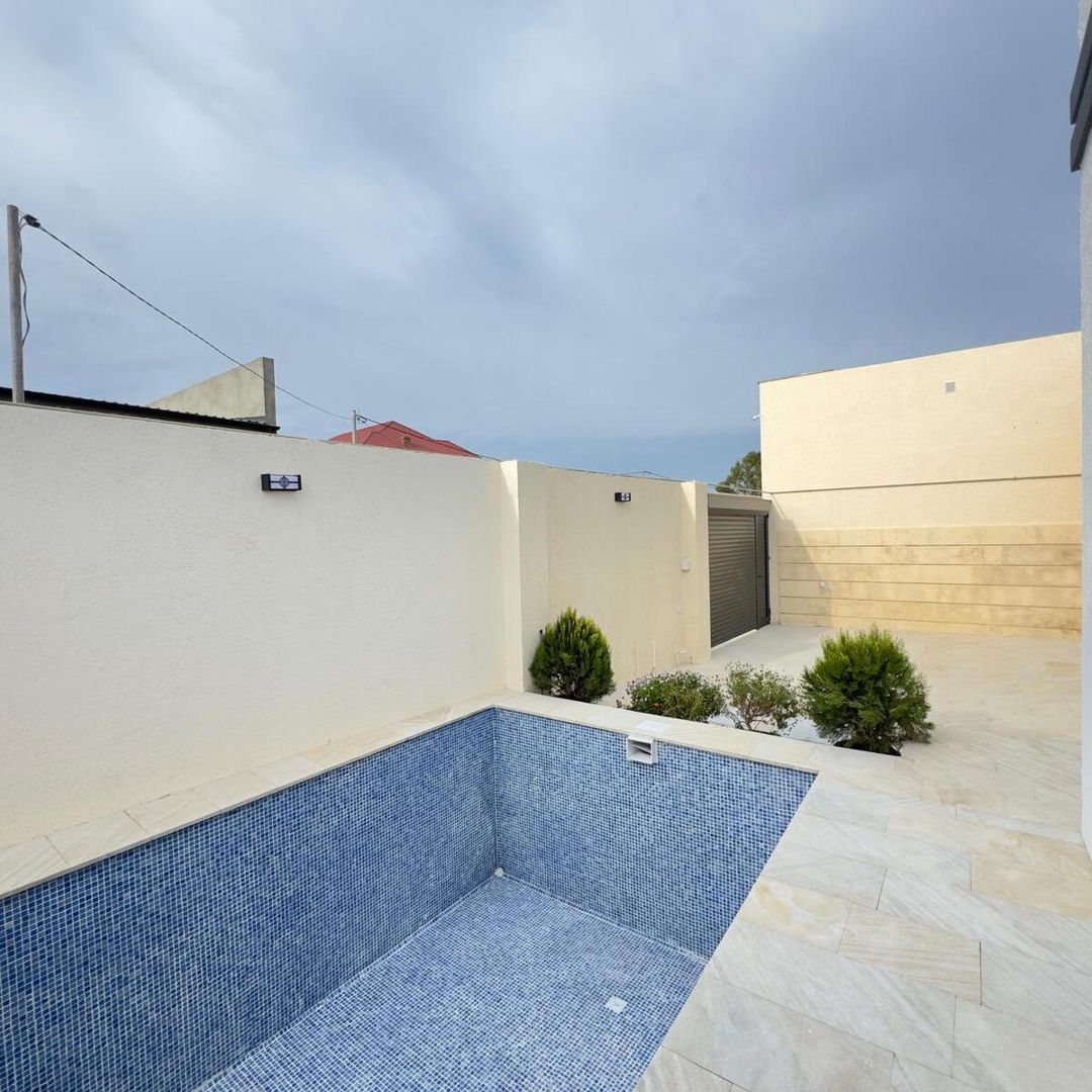 Satılır 4 otaqlı həyət evi/bağ evi 160 m² — Ev, villa, Bakı (7)