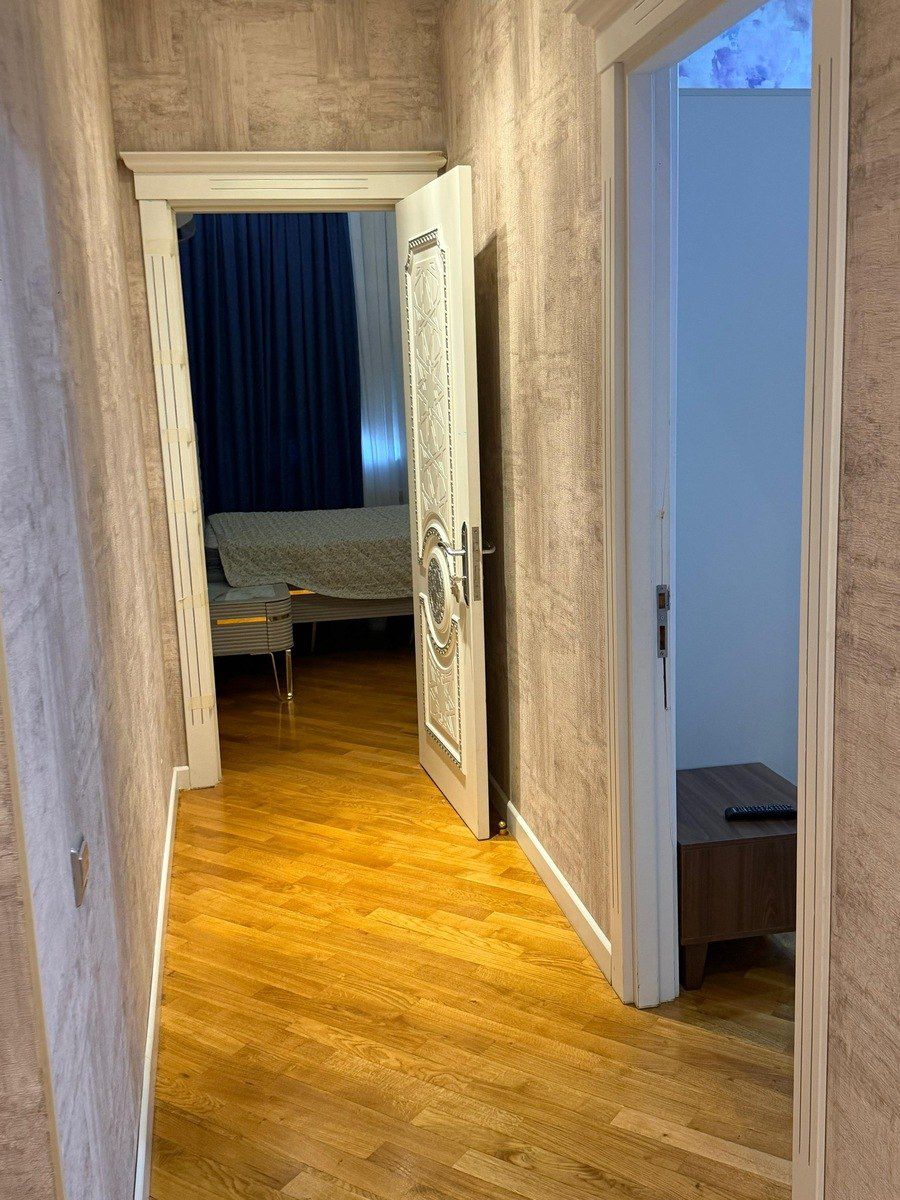 İcarəyə verilir 3 otaqlı yeni tikili 130 m² — Mənzil, Bakı (9)