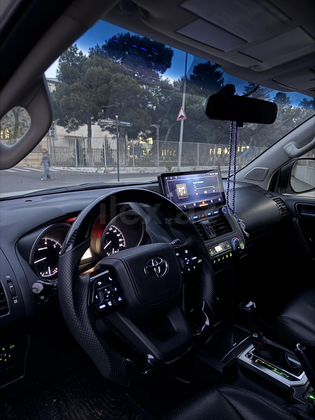 2014 Toyota Land Cruiser Prado, 2.7 L, 2014, 150,000 km 99-XH-401 — Avtomobillər, Bakı (7)