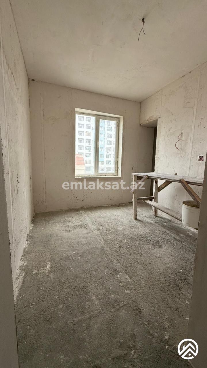 Satılır 4 otaq köhnə tikili 110 m², Xalqlar dostluğu metrosu — Mənzil, Bakı (4)