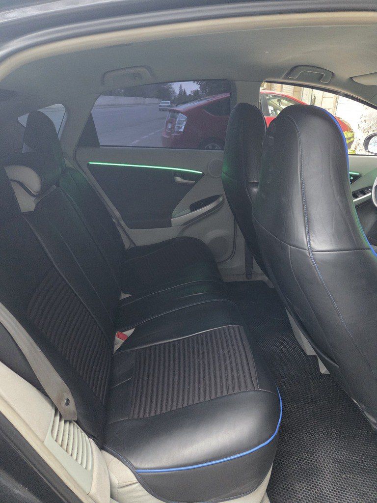 Toyota Prius, 1.8 L, 1.3 kWh, 2011 il, 400 000 km 77-EF-204 — Avtomobillər, Mingəçevir (10)