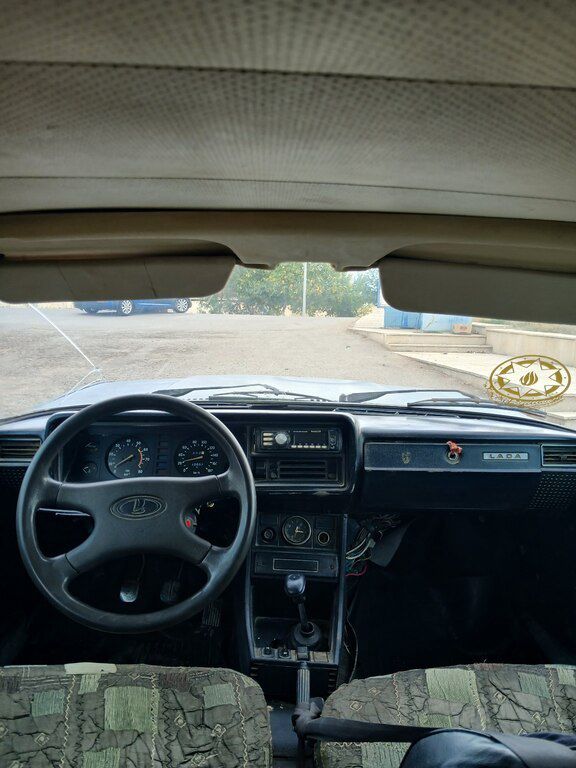 Lada (VAZ) 2107, 1.6 L, 1985 il, 245 800 km 10-HL-309 — Avtomobillər, Salyan (3)