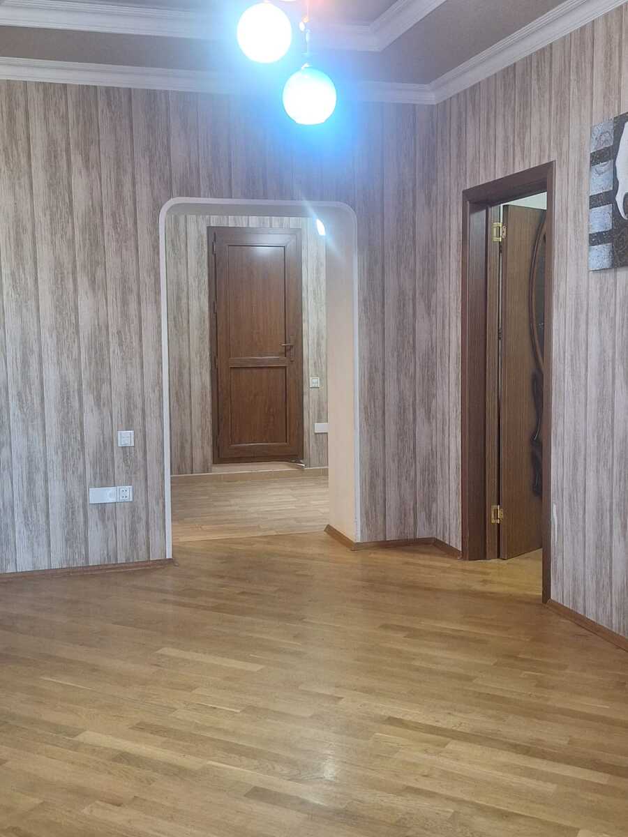 İcarəyə verilir 4 otaqlı köhnə tikili 120 m² — Mənzil, Bakı (10)