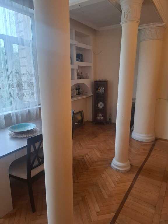 Satılır 4 otaqlı köhnə tikili 135 m² — Mənzil, Bakı (5)