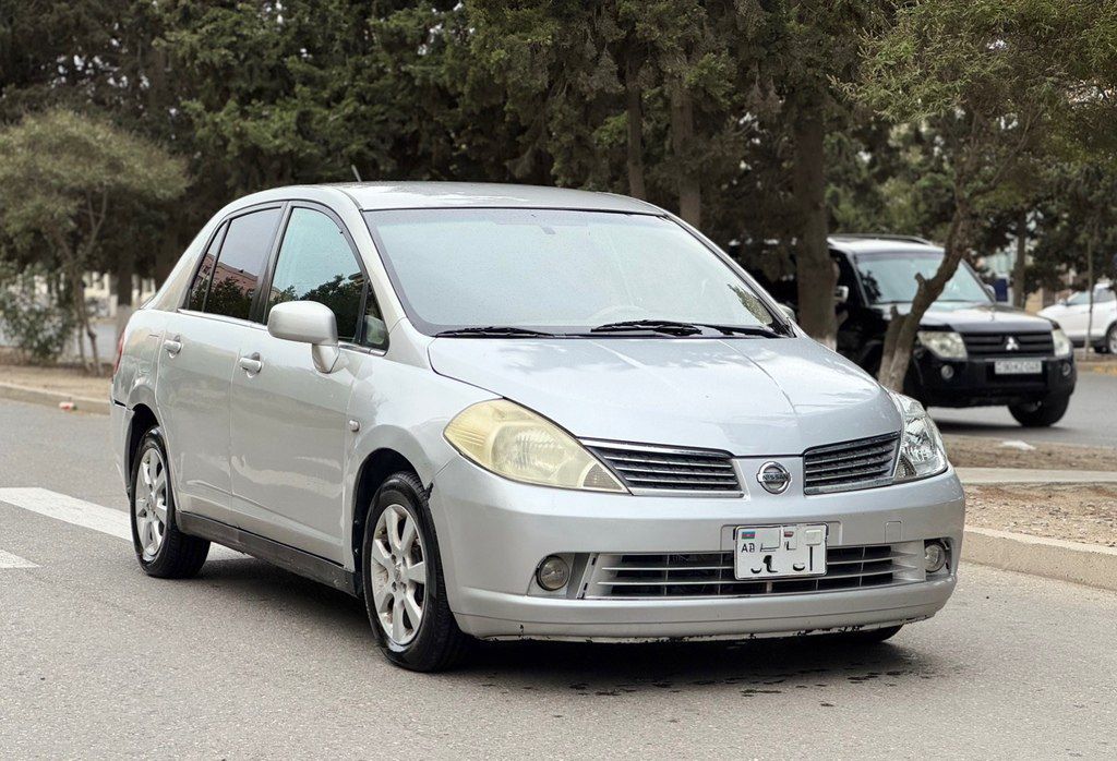 Nissan Tiida, 1.6 L, 2006 il, 372 000 km — Avtomobillər, Sumqayıt (2)