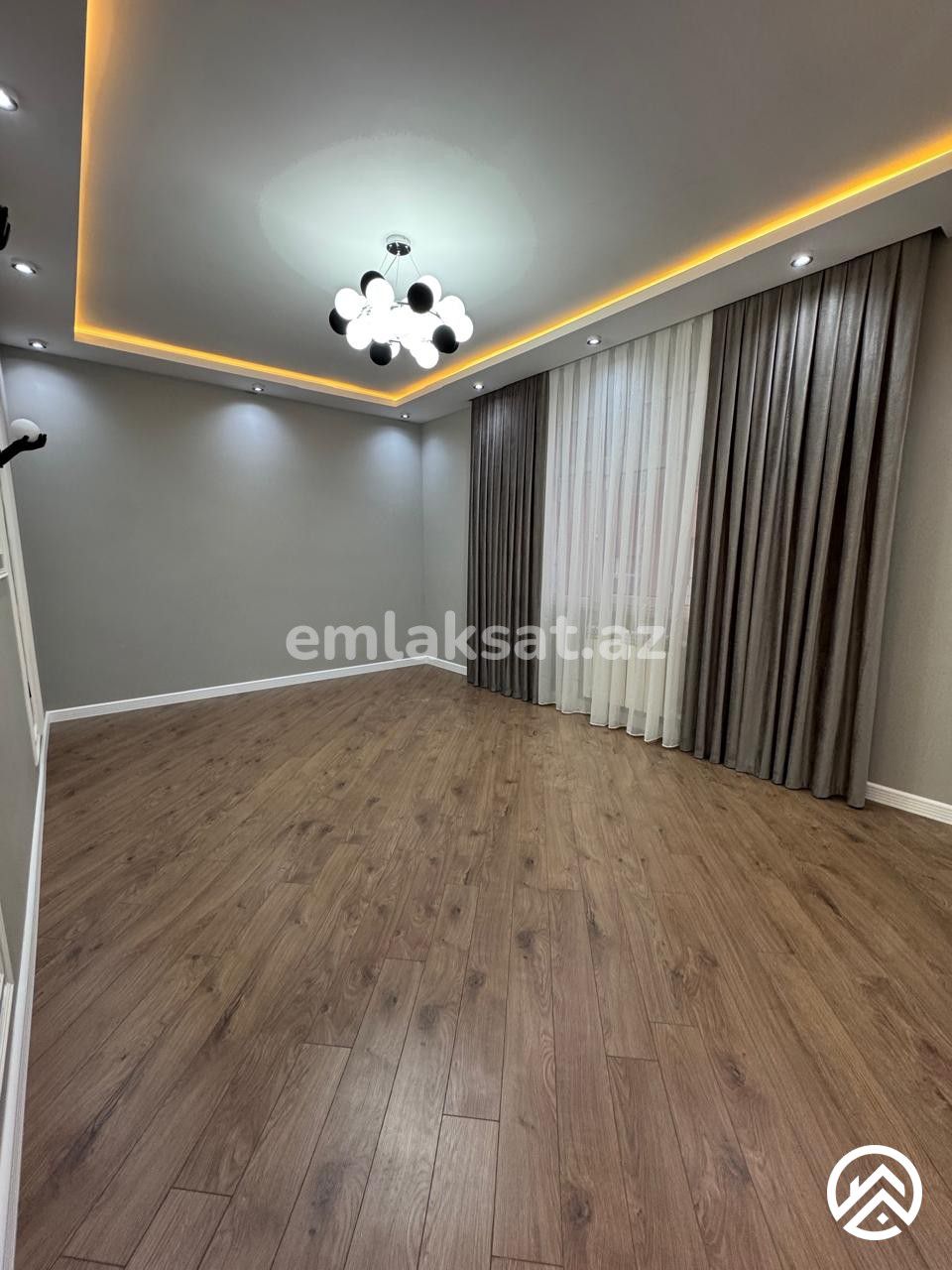 Satılır 3 otaq yeni tikili 135 m², İnşaatçılar metrosu — Mənzil, Bakı (7)