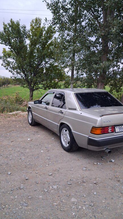 Mercedes 190, 2.0 L, 1991 il, 524 800 km 99-MT-290 — Avtomobillər, Tərtər (4)