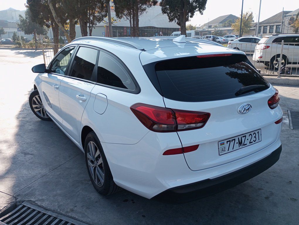 Hyundai i30, 1.6 L, 2017 il, 250 000 km 77-MZ-231 — Avtomobillər, Gəncə (6)