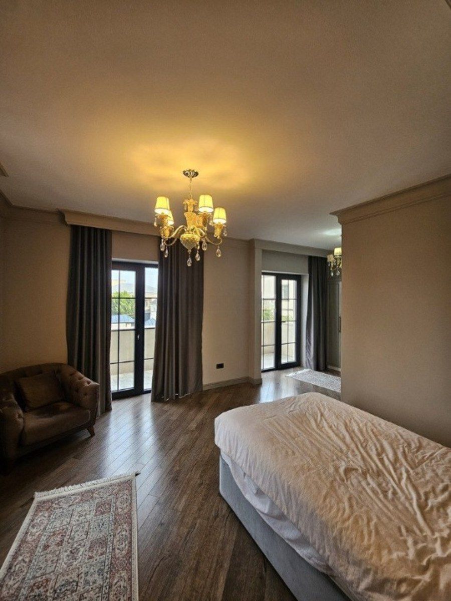 Satılır 8 otaqlı həyət evi/bağ evi 450 m² — Ev, villa, Bakı (12)