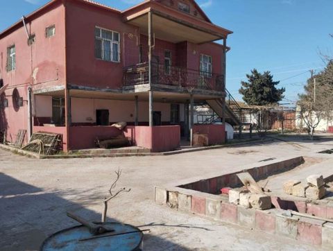Satılır 5 otaqlı həyət evi/bağ evi 150 m² — Bakı