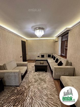 Satılır 2 otaqlı 55 m² köhnə tikili Ayna Sultanova heykəli