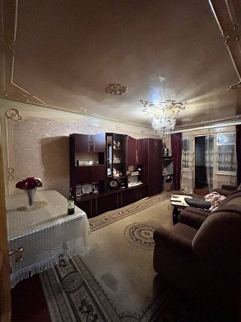 Satılır 3 otaqlı köhnə tikili 70 m² — Bakı