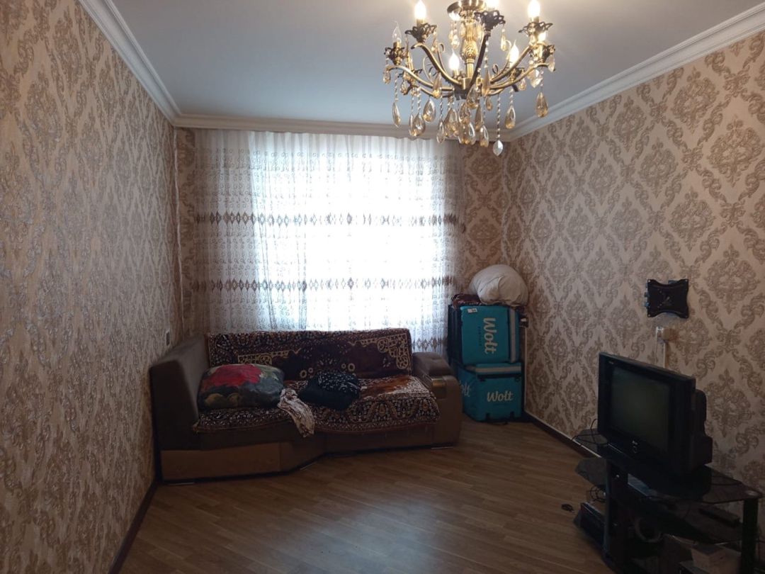 Satılır 2 otaqlı köhnə tikili 60 m² — Mənzil, Bakı